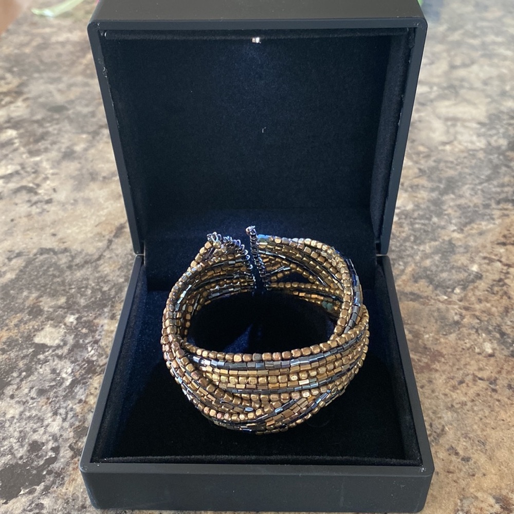 Bronze and Gray/black Snap Bracelet